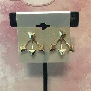 Two ways to wear these earrings